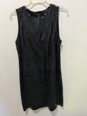 AQUA Black Faux Leather Laser Cut Shift Dress Sleeveless Edgy Chic Size Large